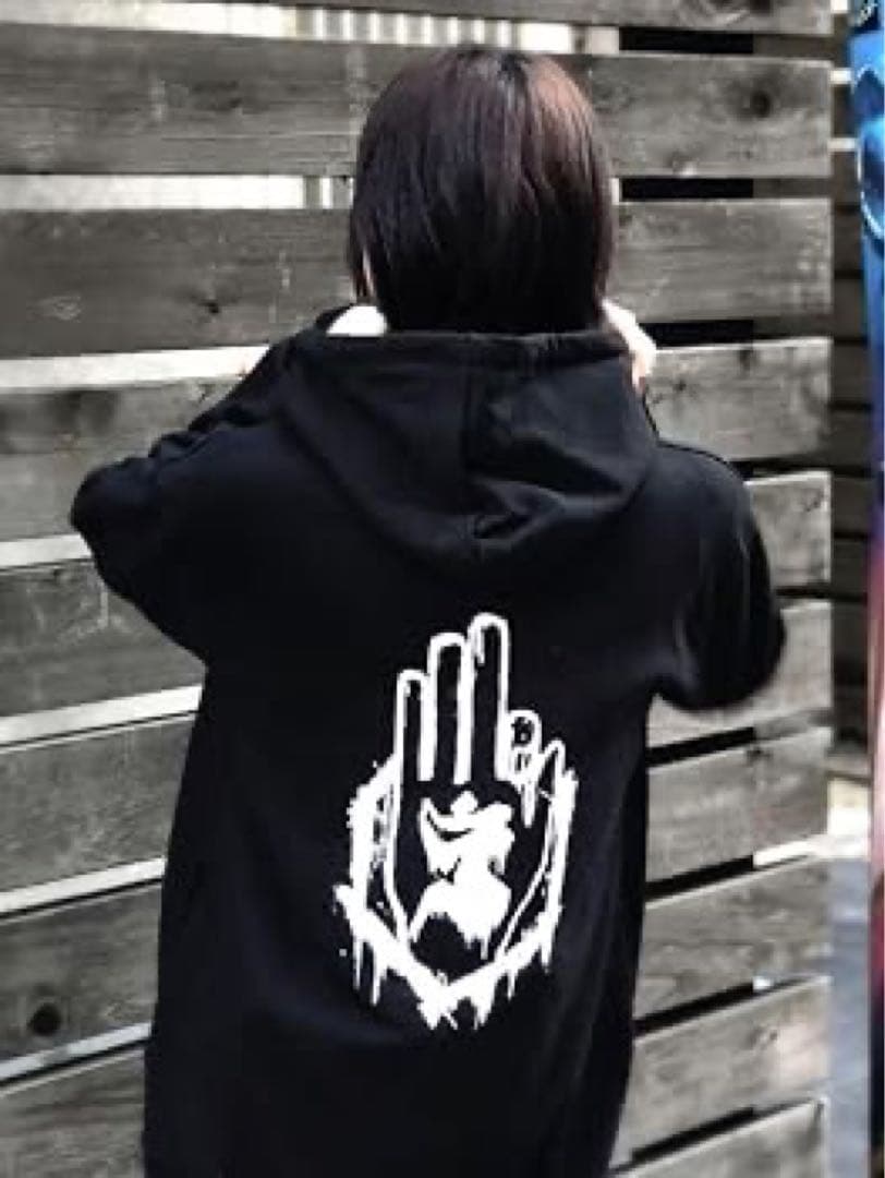 新天地開闢集団ジグザグパーカー - メルカリ