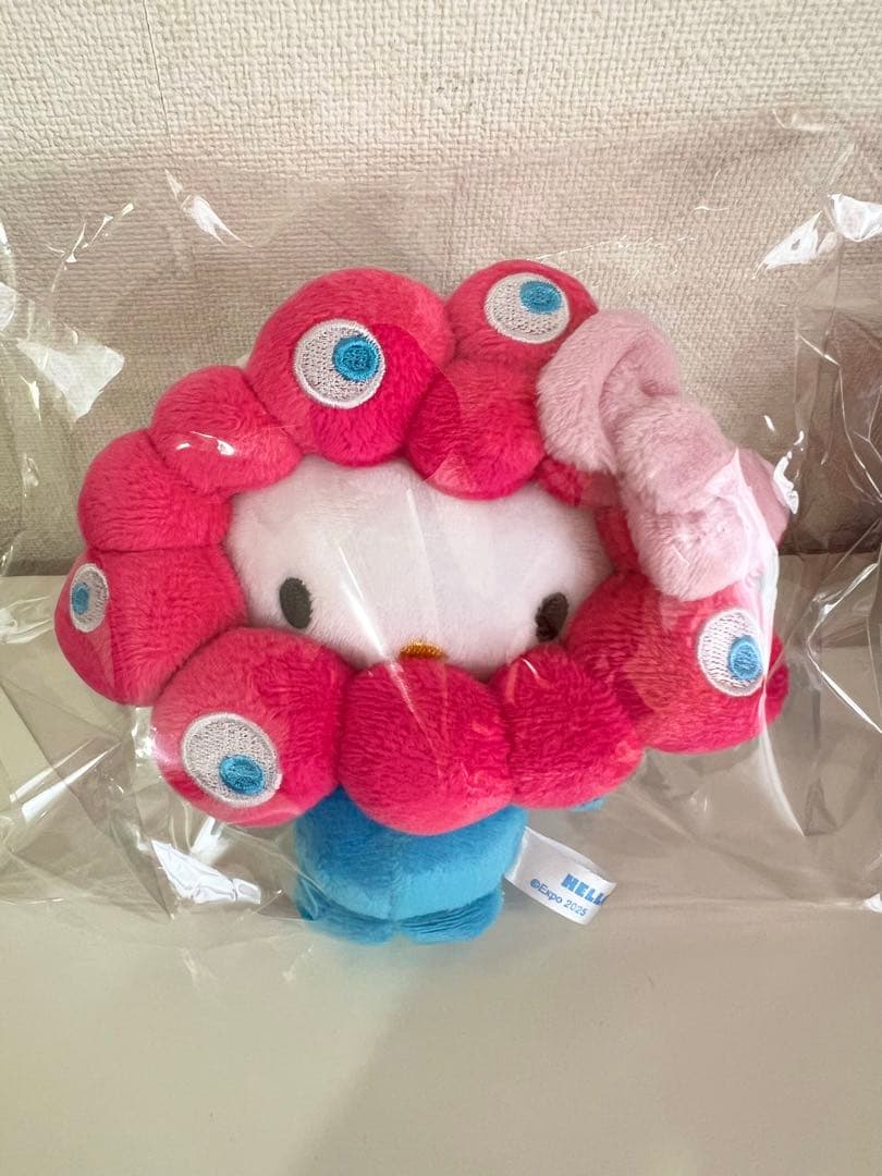 大阪関西万博】万博内限定 ミャクミャク×ハローキティ カラビナ付き