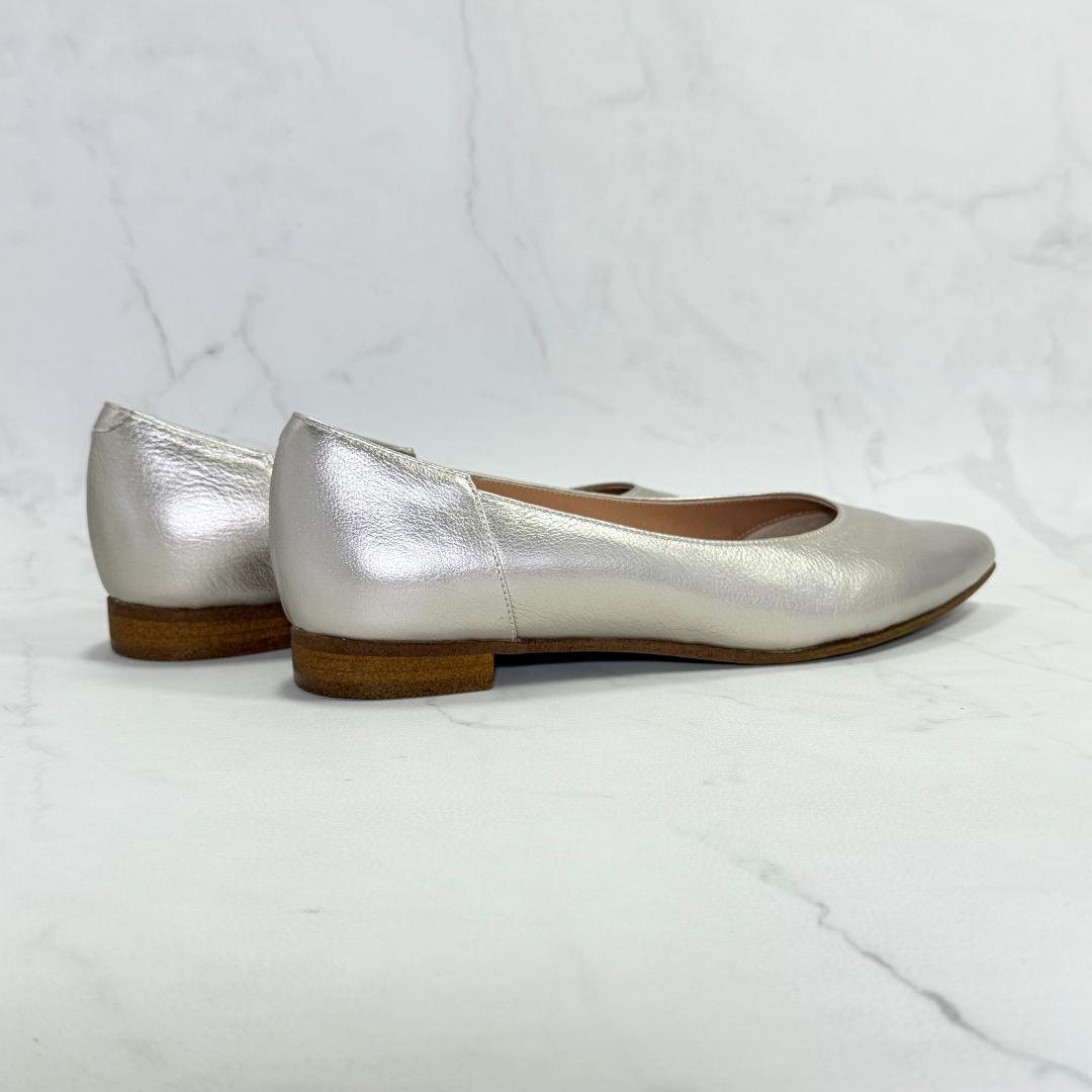 美品】HIMIKO フラットプレーンパンプス 24㎝ プラチナ