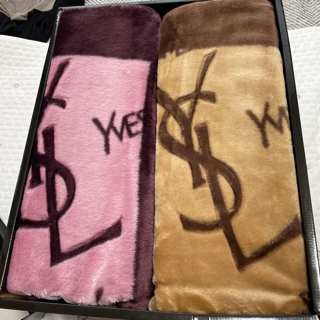 サンローラン 毛布 ペア - メルカリ