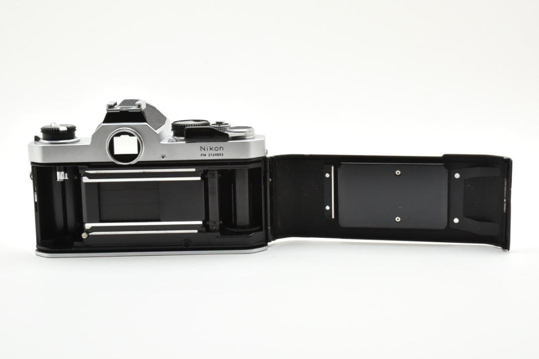 良品 NIKON FM シルバー フィルムカメラ モルト新品交換済 H041 - メルカリ