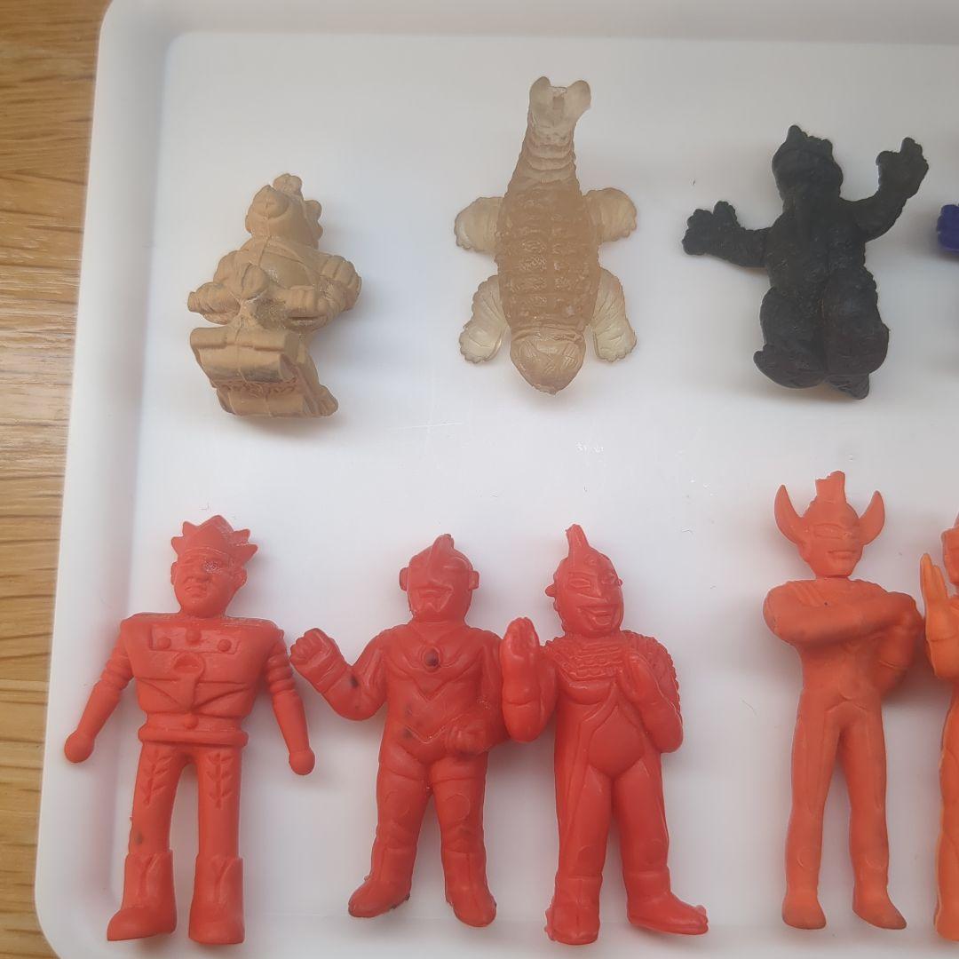 怪獣 ウルトラマン 消しゴム セット② 昭和 レトロ 特撮 - メルカリ