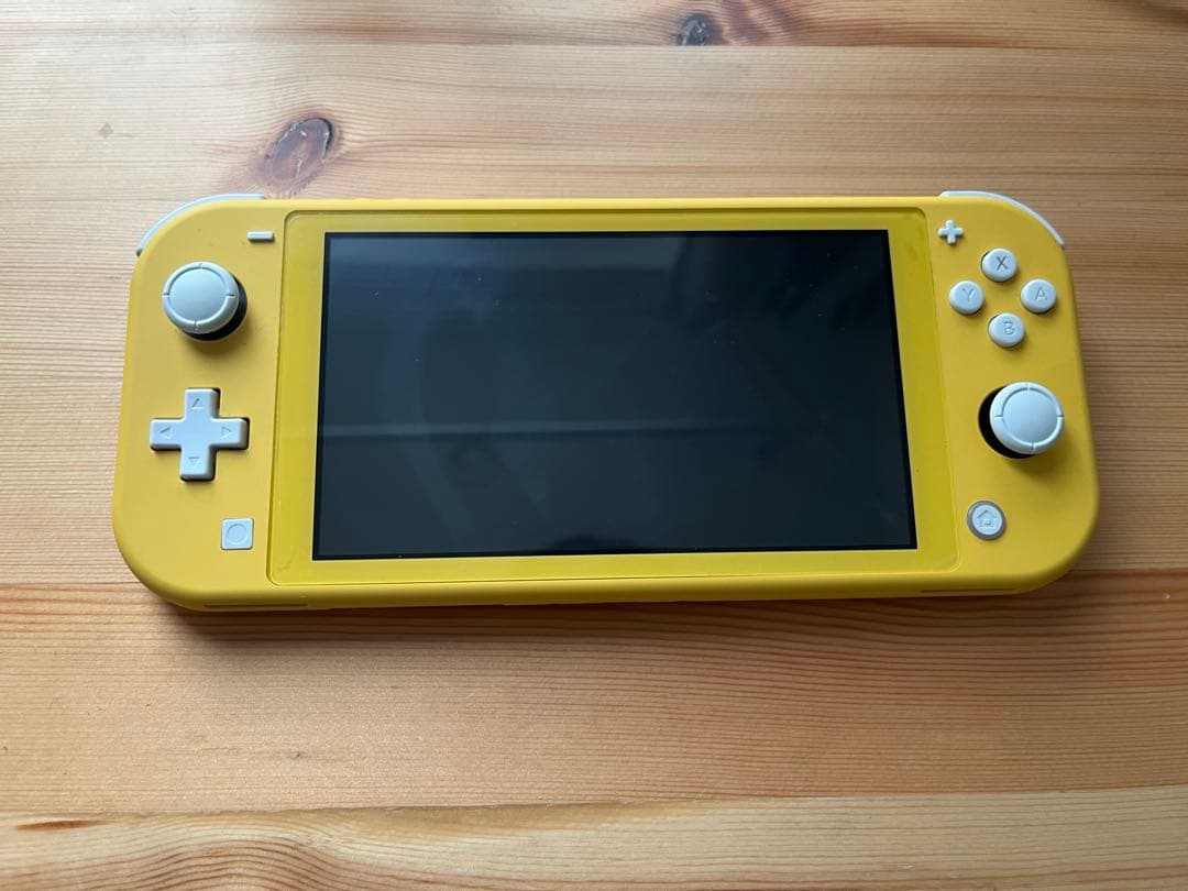 Nintendo Switch Lite イエロー 充電器付きの通販｜www.k4fashion.com
