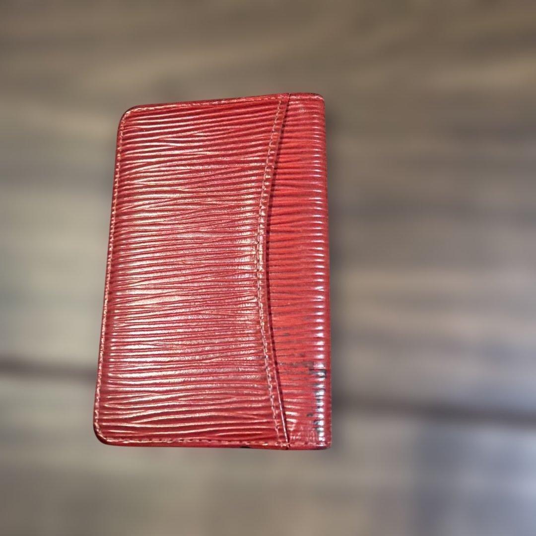 Louis Vuitton エピ 赤 名刺入れ カードケース - メルカリ