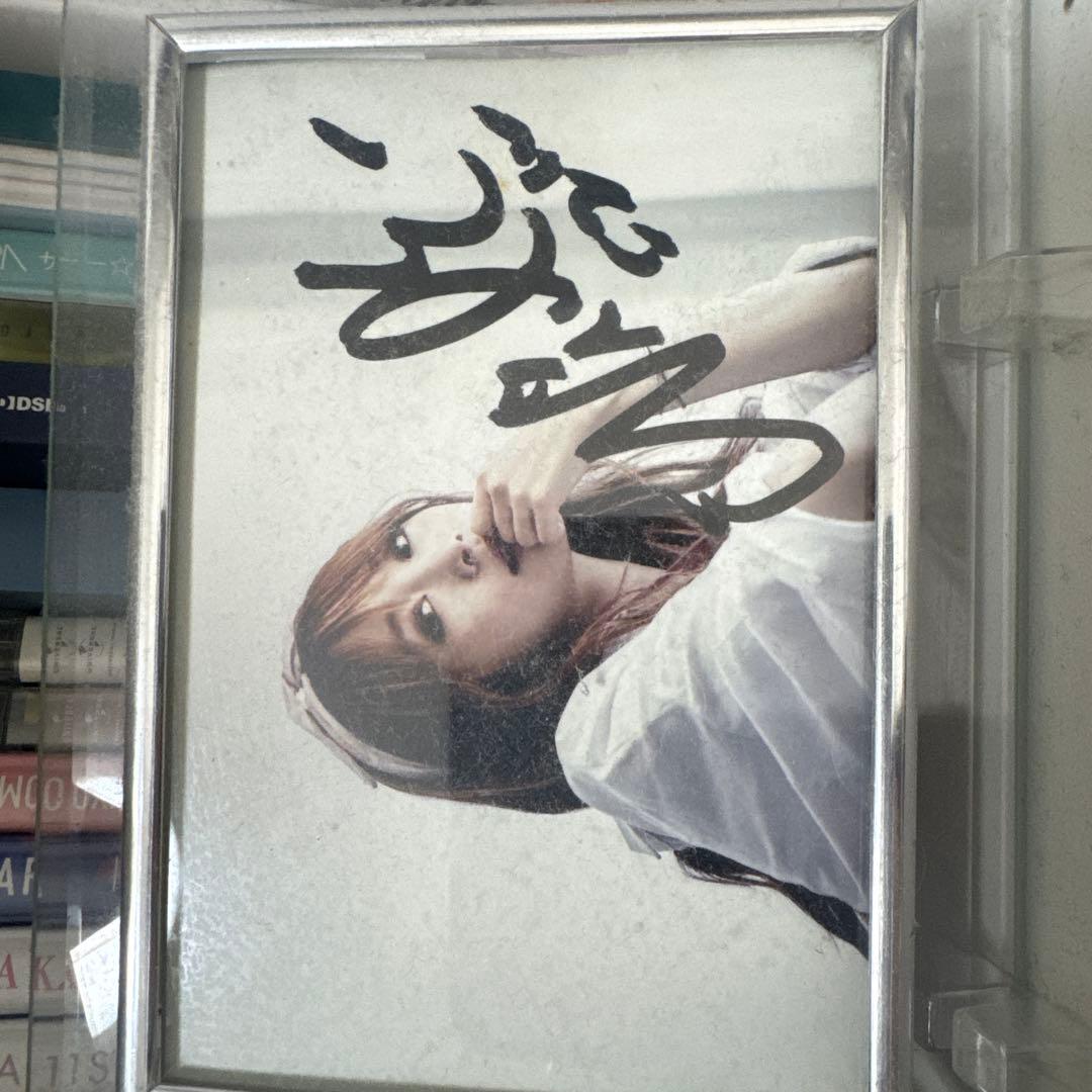 KARA ニコル サイン入りポストカード - メルカリ