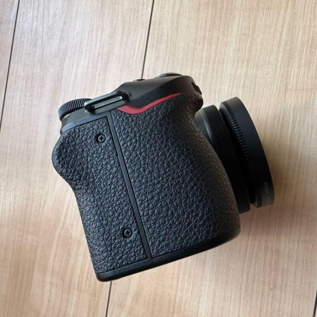 デジタルカメラ Nikon Z30 + Z DX 16-50mm f/3.5-6.3 VR