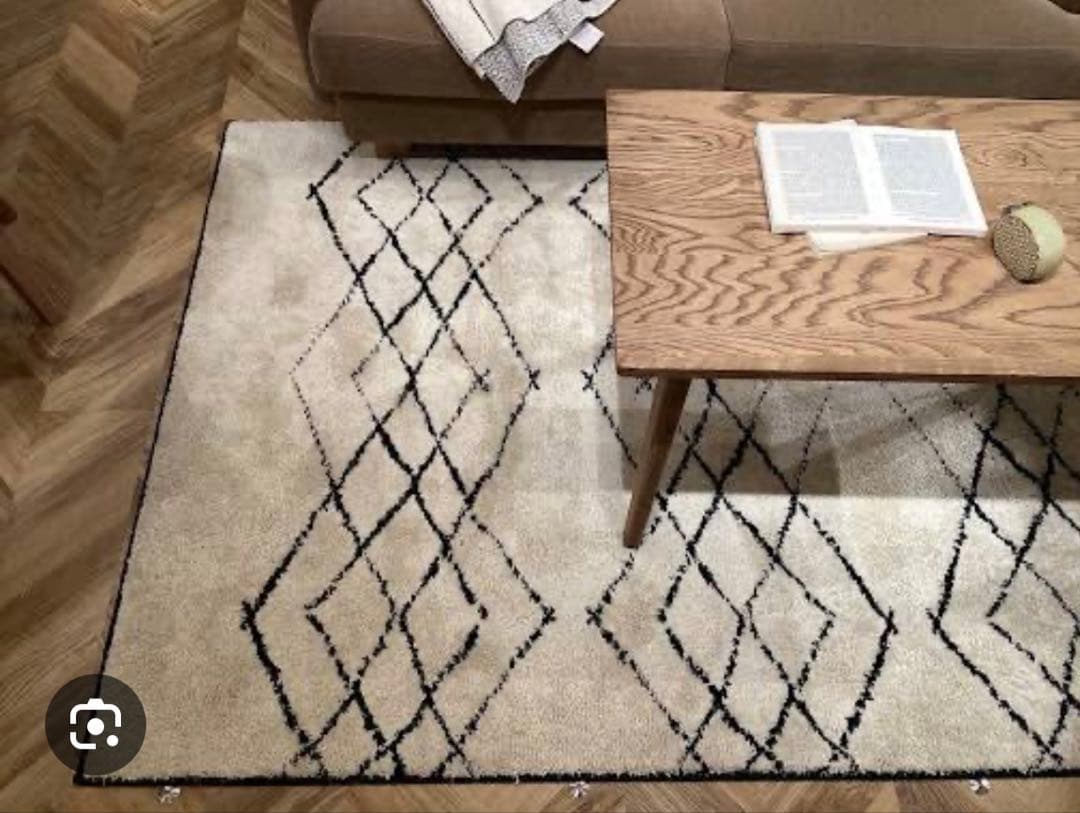 いし様専用＊【クリーニング済】unico HIMAYA ラグ200×140 - メルカリ