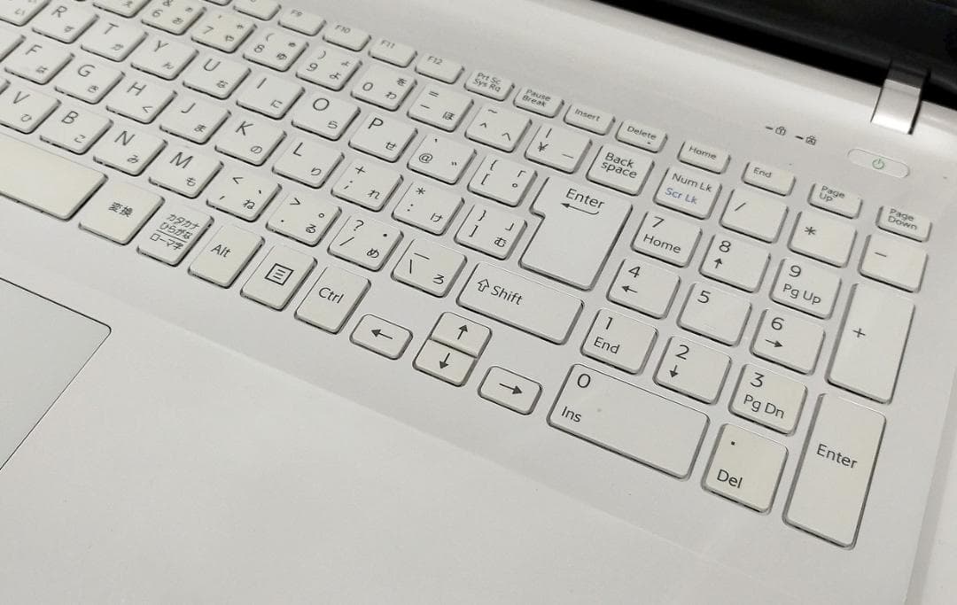 デイさんVJS151C11N Core I3 SSD 8GB DVD