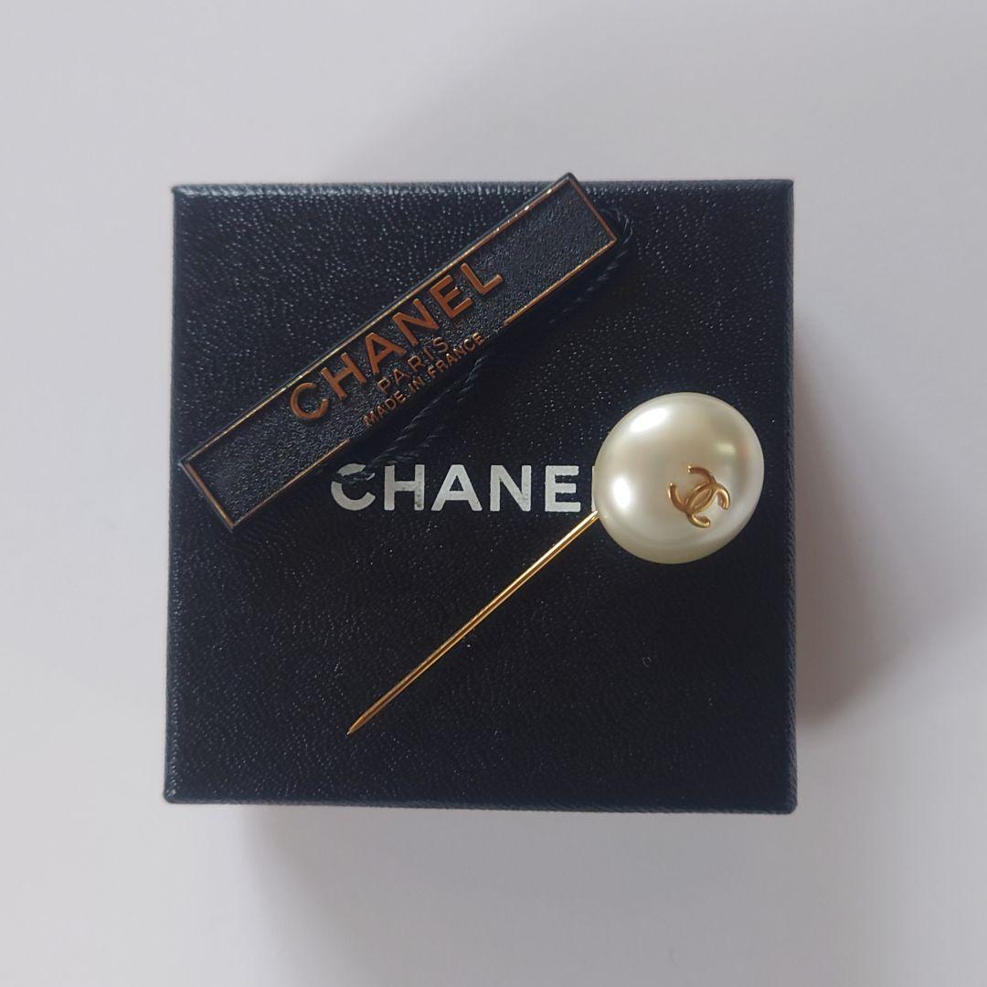 未使用に近い シャネル ピンブローチ 96P ココマーク フェイクパール