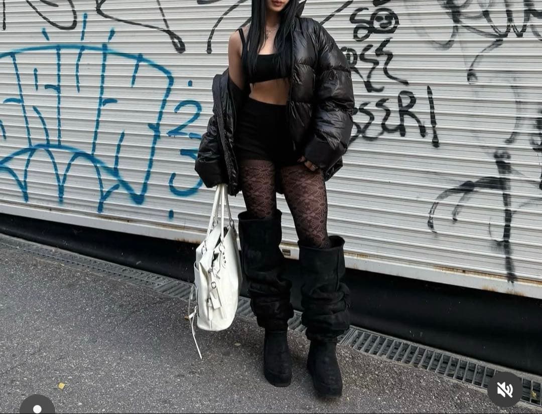 yello JACOB LOOSE FIT LONG BOOTS - メルカリ