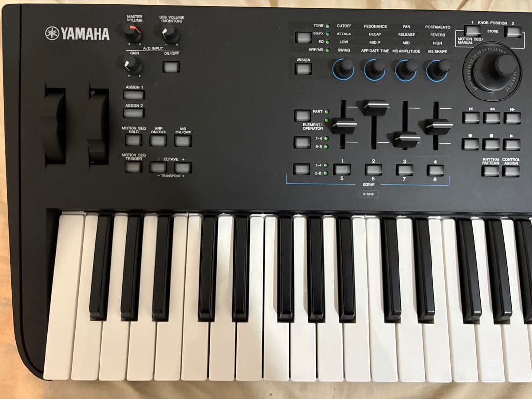 【即購入OK】Yamaha MODX7＋ シンセサイザー 即購入OK】Yamaha MODX7＋ シンセサイザー