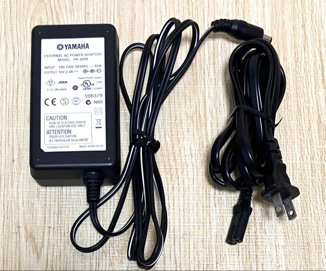 美品 送料無料 動作保証 YAMAHA PSR-S700 ポータブルキーボード - メルカリ