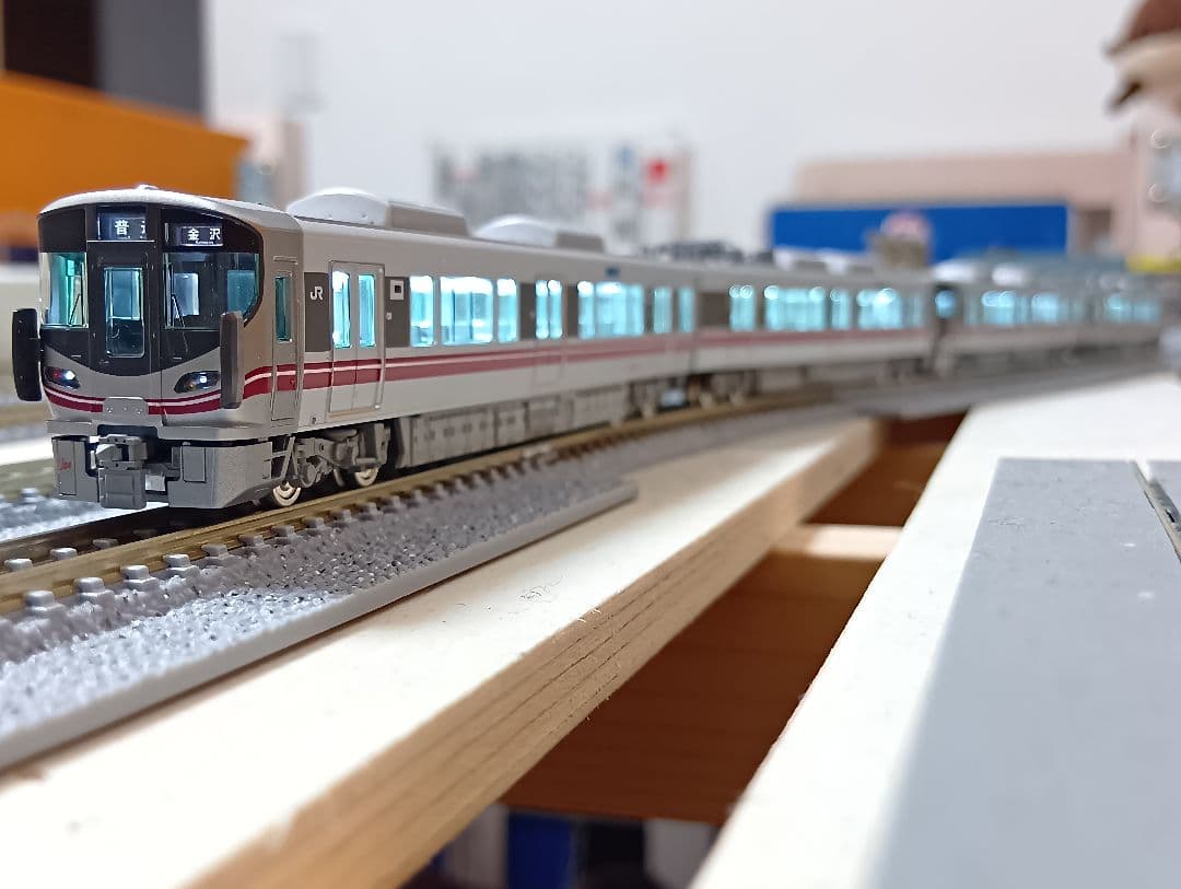 TOMIX JR521-100系近郊電車(七尾線)基本・増結セット JR 521-100系近郊電車(七尾線)増結セット ｜製品情報｜製品検索｜鉄道