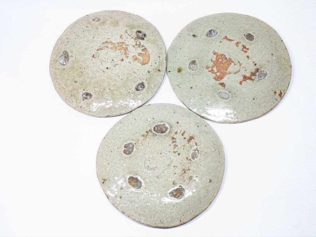 辻清明 作 灰釉 草花文 丸板皿 六枚 共布 共箱