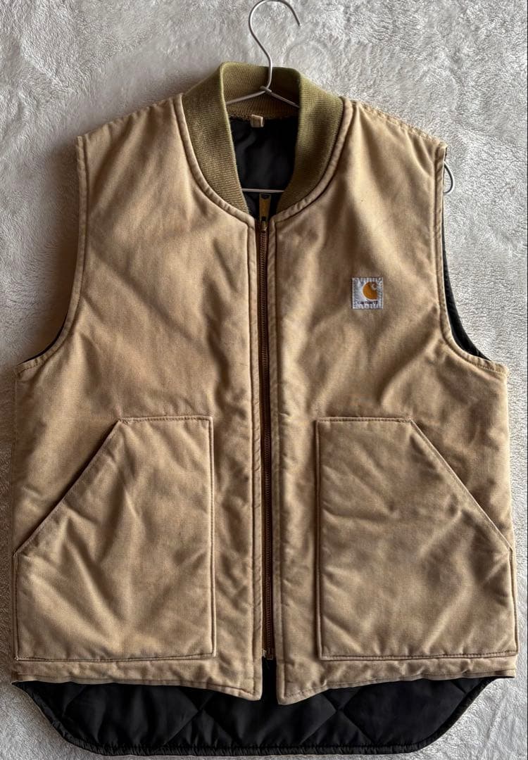 【80's 】【USA製】Carhartt カーハート ダック ベスト 腰ゴムM 80's USA製Carhartt カーハート ダックベスト 胸ロゴ 腰ゴム M - メルカリ