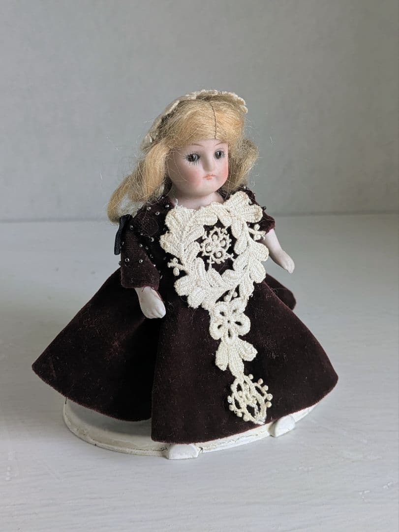 ミニョネット ドイツ アンティーク ビスクドール