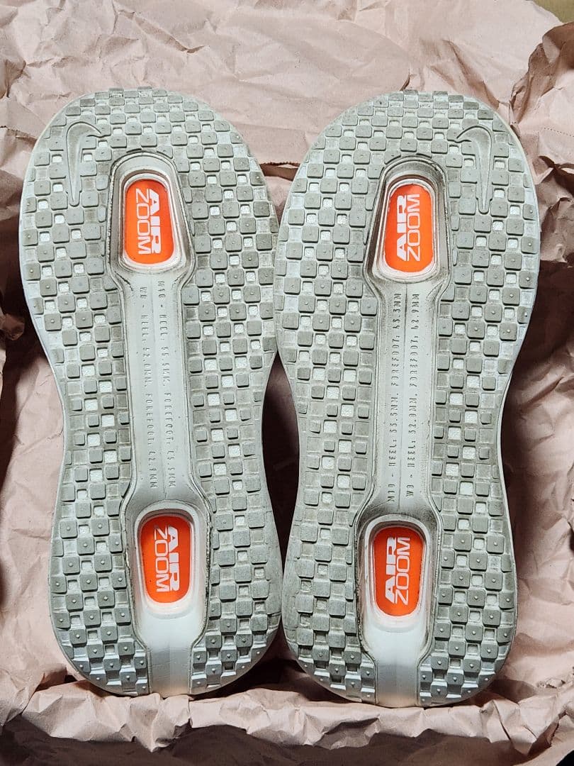 だ*る様 Vomero Premium ナイキ ボメロ プレミアム 25.0cm