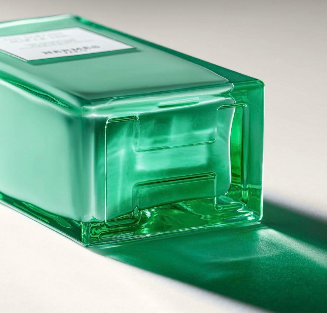 エルメス モイスチャライジング ボディローション 《ナイルの庭》 おまけ付き