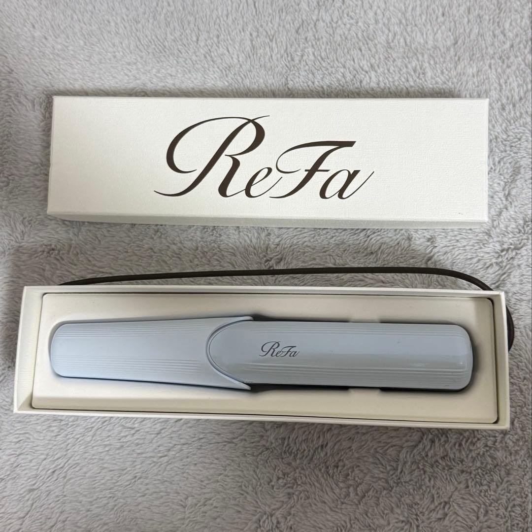 【新品未使用】リファ フィンガー アイロン ST ホワイト 白 リファフィンガーアイロン ST ホワイト / ReFa FINGER IRON ST /スーツ