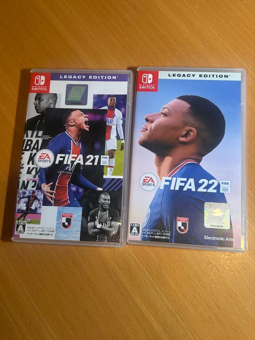 FIFA 21 & FIFA 22 レガシーエディション - メルカリ
