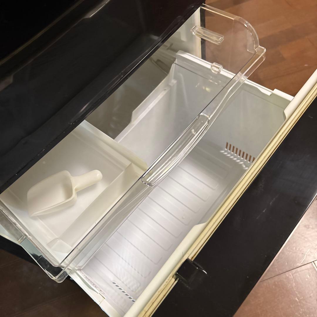 引き取り可能な方限定 三菱ブラック冷蔵庫 冷凍庫付き - 冷蔵庫