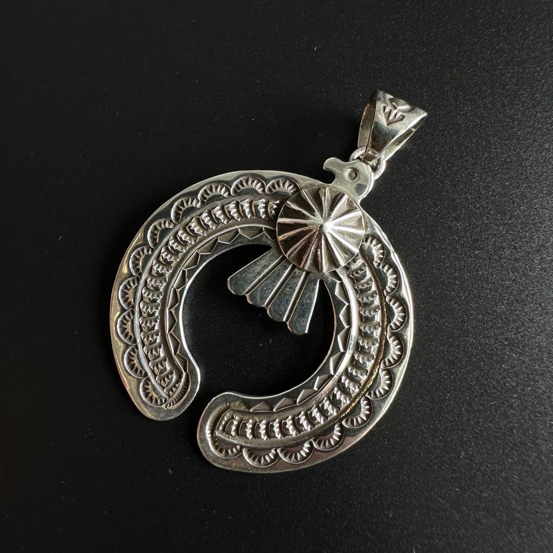 美品】Navajo Darrell Cadman サンダーバード ペンダント - メルカリ