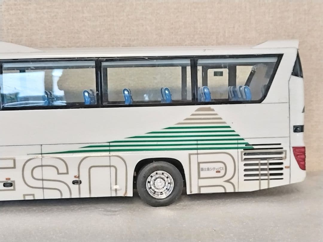 Masa様専用 1/32 富士急行シティバス(いすゞガーラSHD)素人組立品