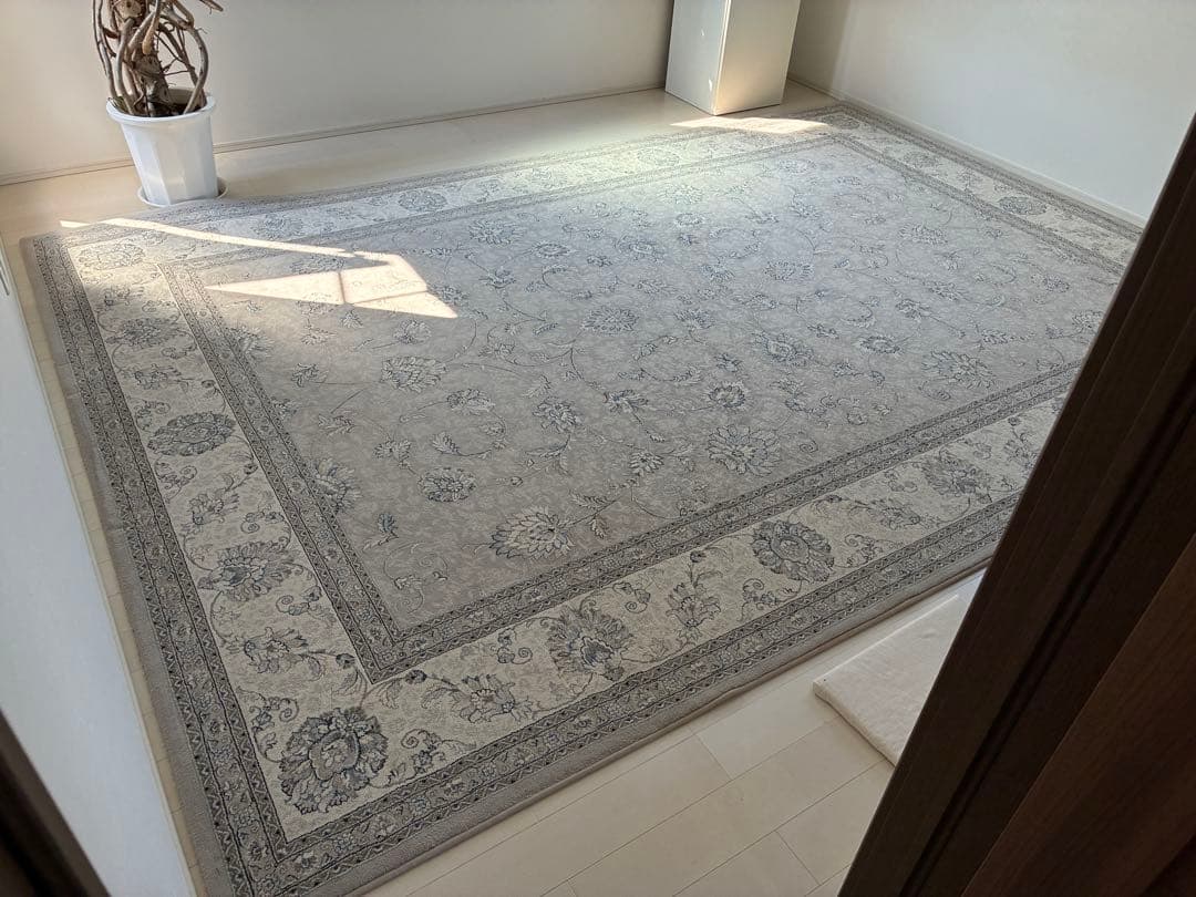 ウィルトン織カーペット　ラグ ウィルトン織ラグ カーペット 160×230cm 長方形 ベルギー産 リーフ柄