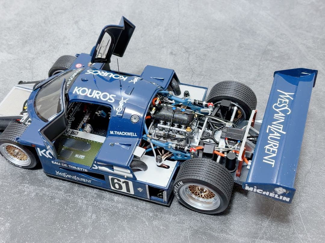 EXOTO 1/18 ザウバーメルセデス C9 #61 YSL - メルカリ