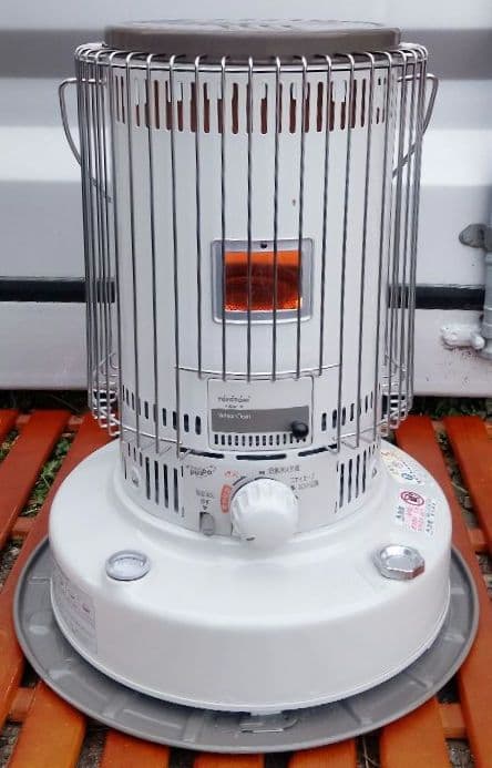 【美品】自然通気形開放式石油ストーブ　KS-67H　2021年製 KS-67H | 暖房製品 | トヨトミ-TOYOTOMI 公式サイト