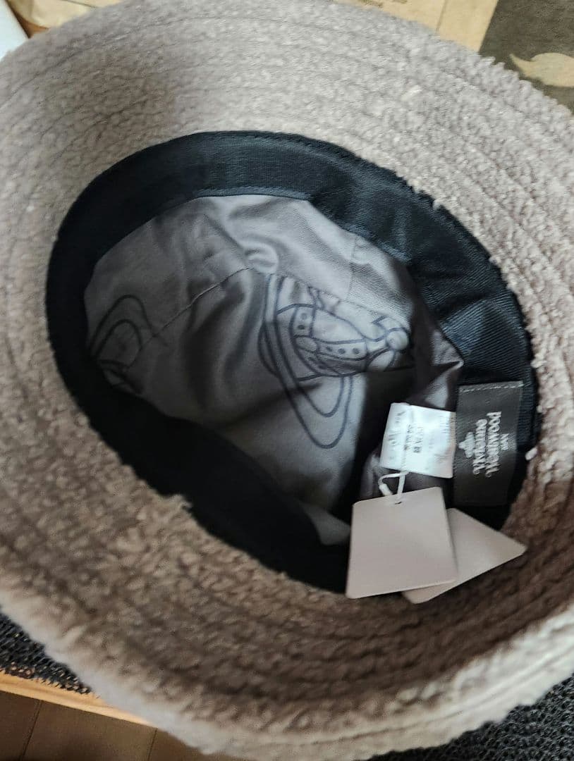 ✨新品✨Vivienne Westwood MAN バケットハット グレー - メルカリ