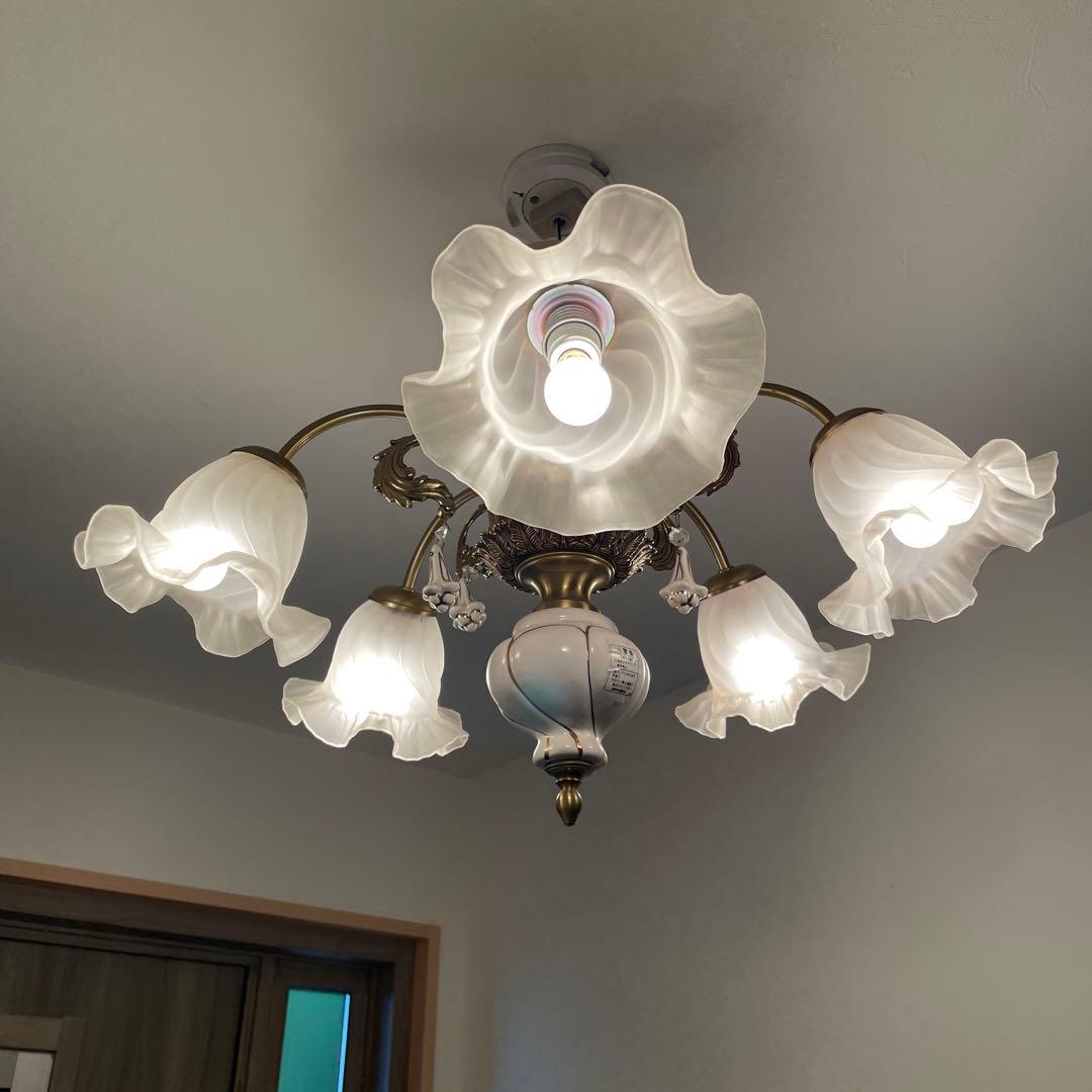 【存在感抜群！】ヤマギワ 5灯 シャンデリア 陶器 ガラス クラシカルデザイン アンティーク 照明 陶磁器 製 YAMAGIWA ヤマギワ シャンデリア 5灯