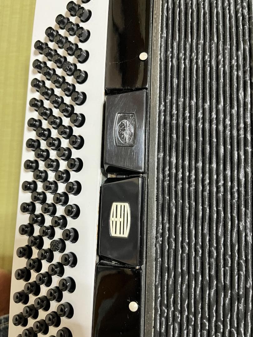 ☆値下げ☆TOMBOトンボ 独奏用アコーディオン J-80 J80☆中古美品