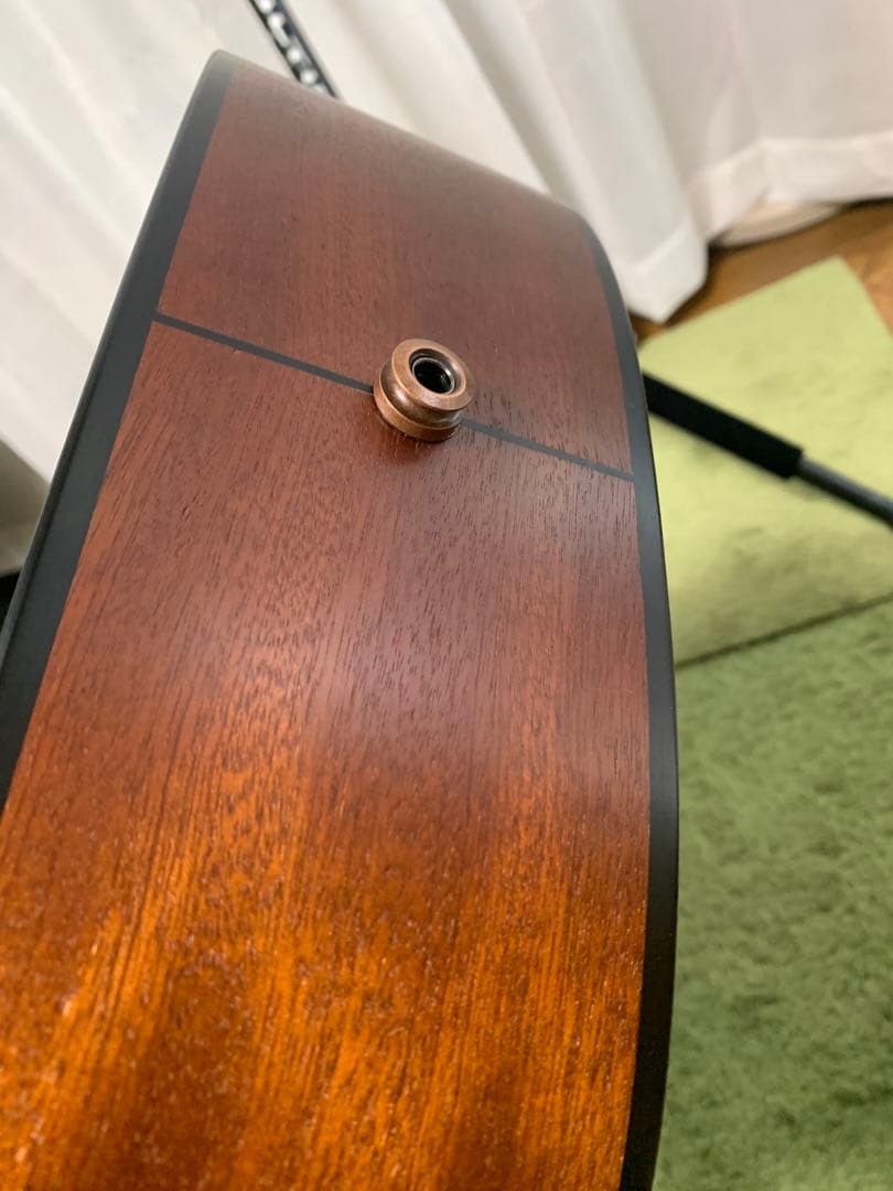 K.Yairi RF-65 HB L.R.Baggs LYRICピックアップ搭載