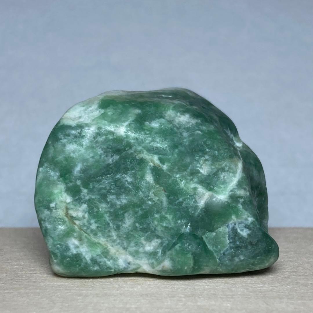 【専用品】糸魚川翡翠　濃緑 翡翠　川石　翡翠輝石　原石　29.0ｇ