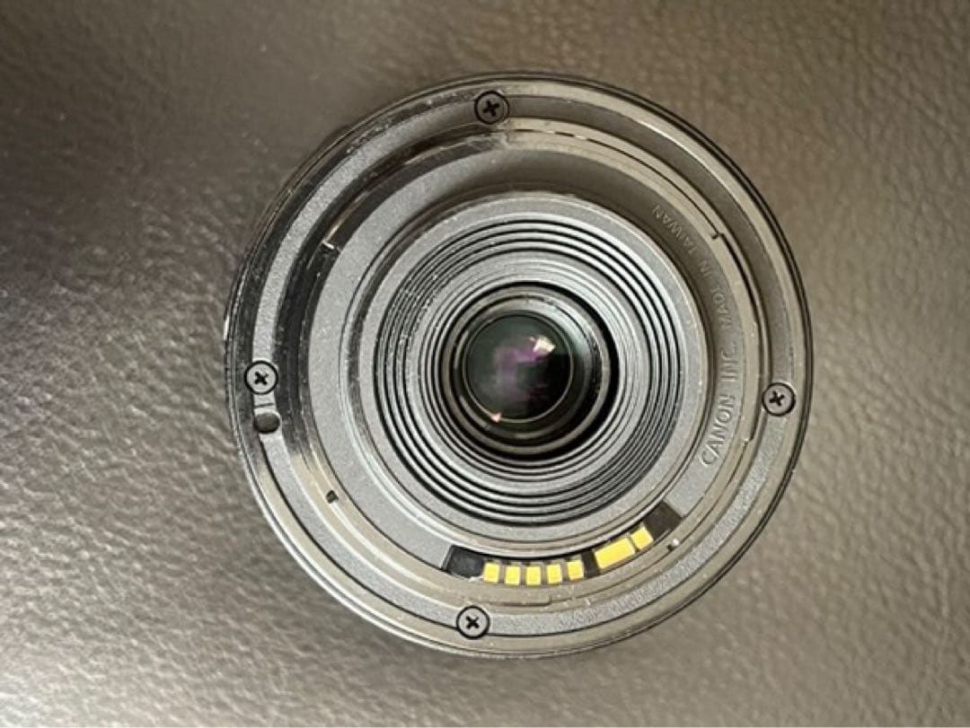 Canon EF-S 10-18mm f/4.5-5.6 IS STM広角レンズ