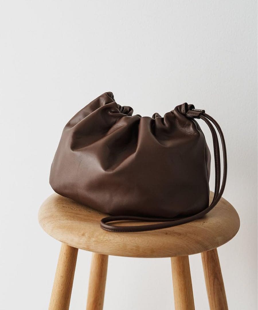 russet☆ レザー巾着4WAYショルダーバッグ レザー巾着4WAYショルダーバッグ（ショルダーバッグ）｜russet