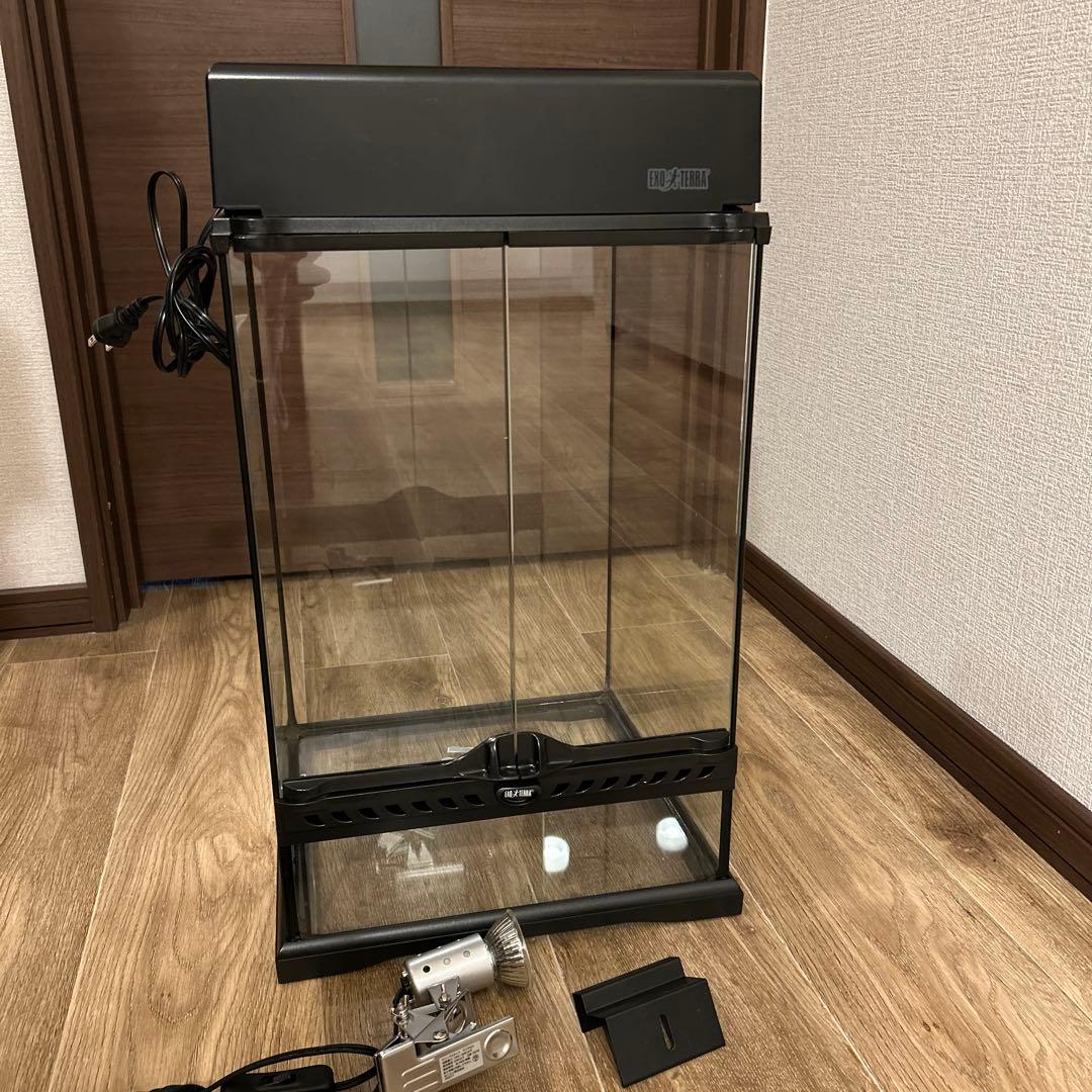 グラステラリウム3045 ランプ 昼行性飼育セット - メルカリ