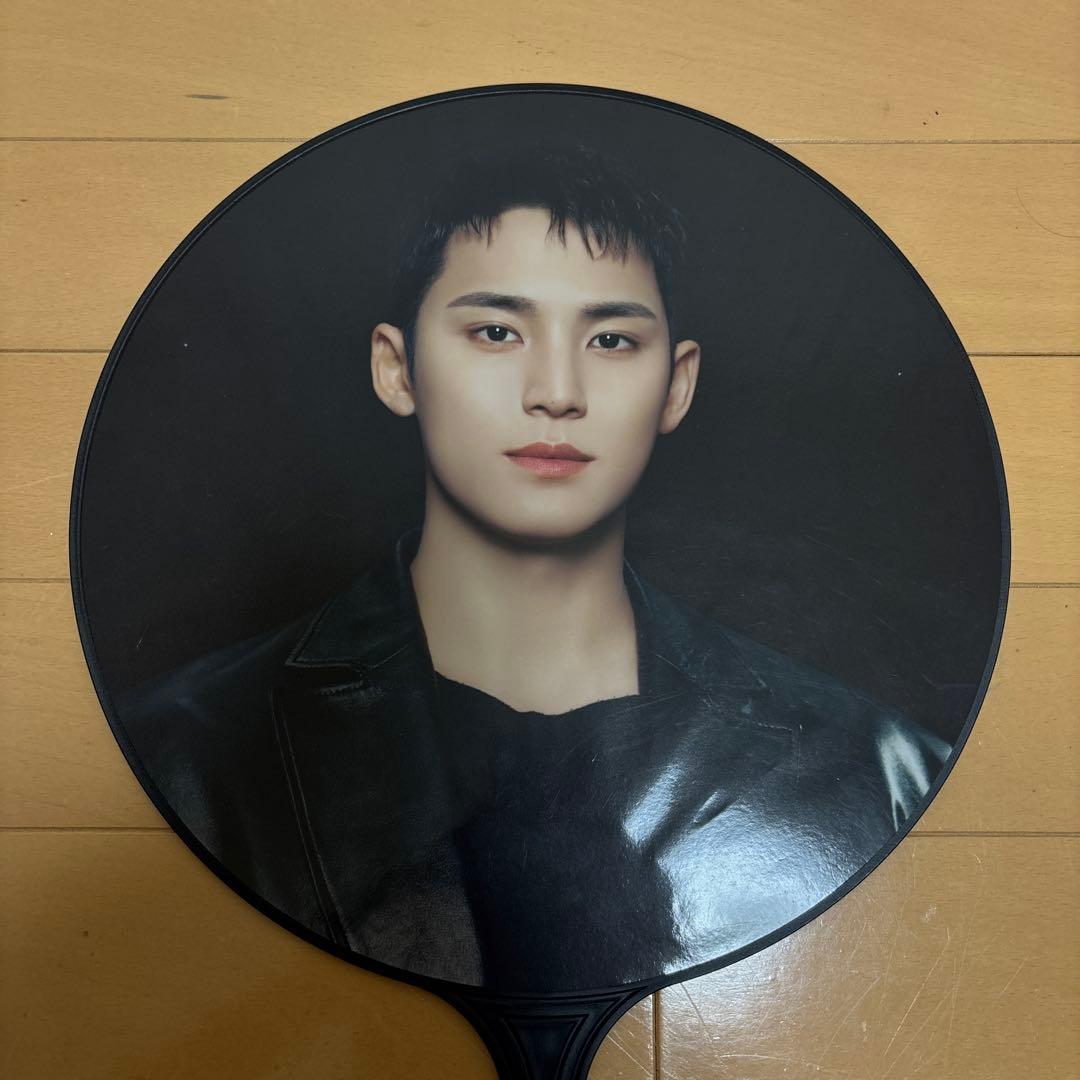 seventeen ミンギュ うちわ follow セブチ 公式 - メルカリ