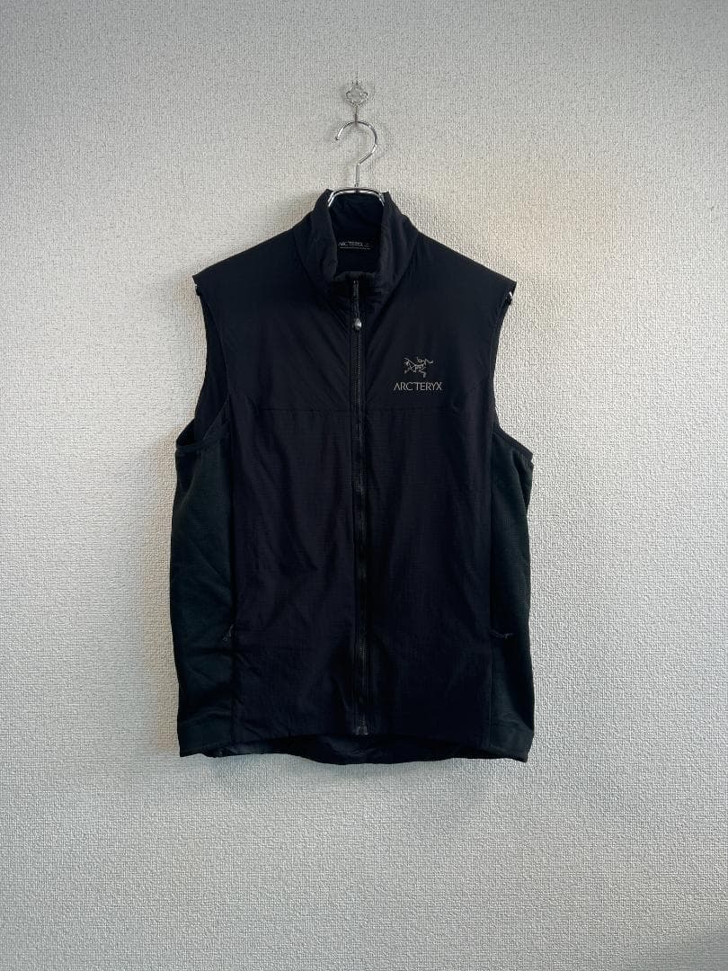 ARC'TERYX （アーテリックス）ブラック ベスト M Atom Vest M | ARC'TERYX(アークテリクス) / アウター ダウン・中綿