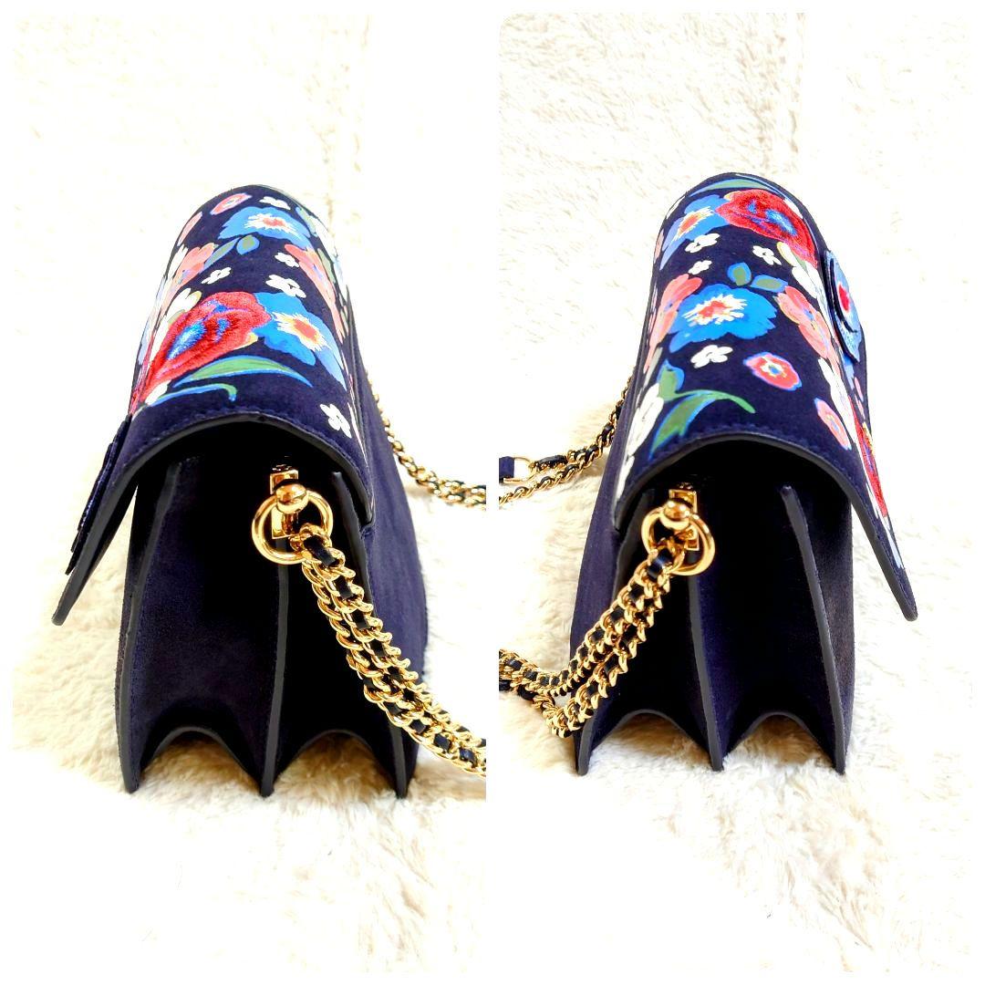 に*む様 トリーバーチ チェーンショルダーバッグ パーカー 刺繍 花柄