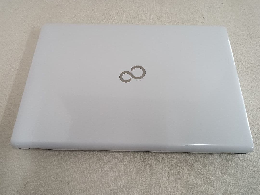 LIFebook AH30/C2 16GB ストレージ無