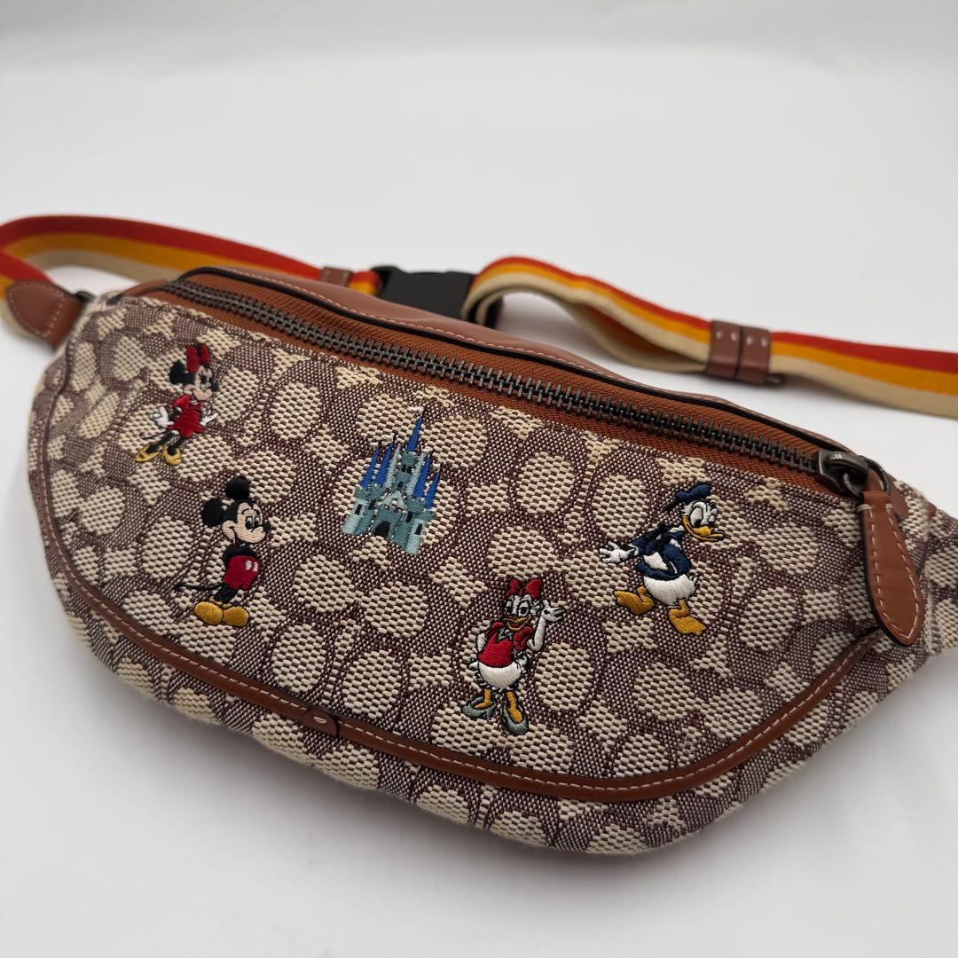 極美品✨ コーチ ディズニー 50周年 ウエストポーチ シグネチャー