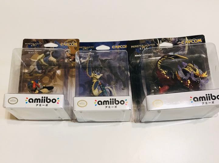 新品ですが訳あり品　アミーボ amiibo モンスターハンター　3体セット amiibo モンスターハンターライズ 3種類セット