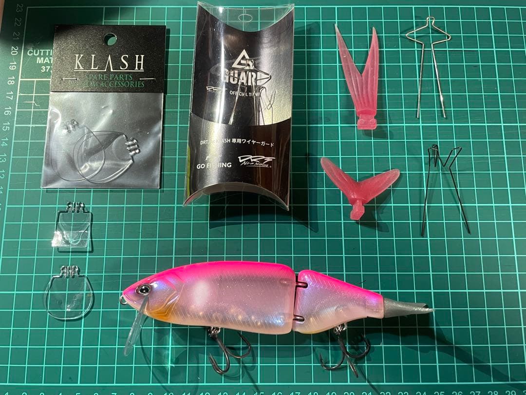 DRT タイニークラッシュ Low 長谷川ピンクver.1 Amazon.co.jp: DRT タイニークラッシュ Low 長谷川ピンクver.1