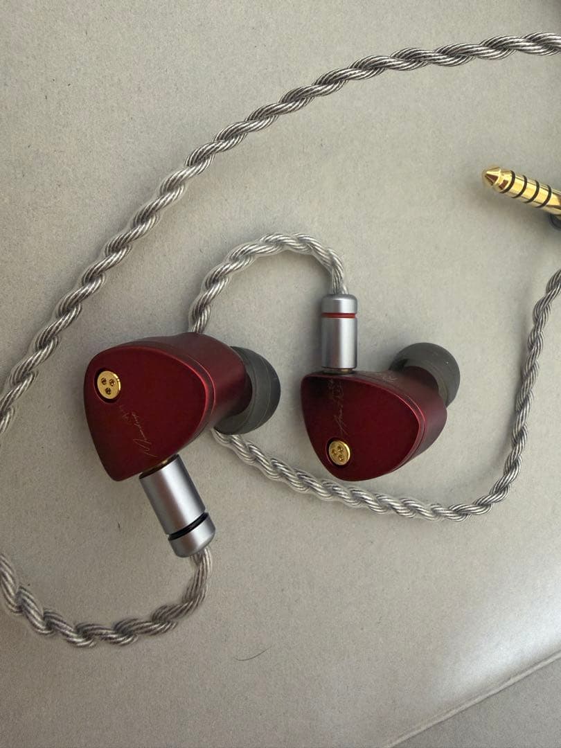 moondrop 水月雨 Aria2 真紅 200000072540_s.jpg