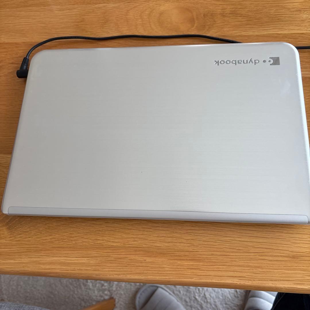 TOSHIBA dynabook TB85/NG Core i7 ノート初期化済