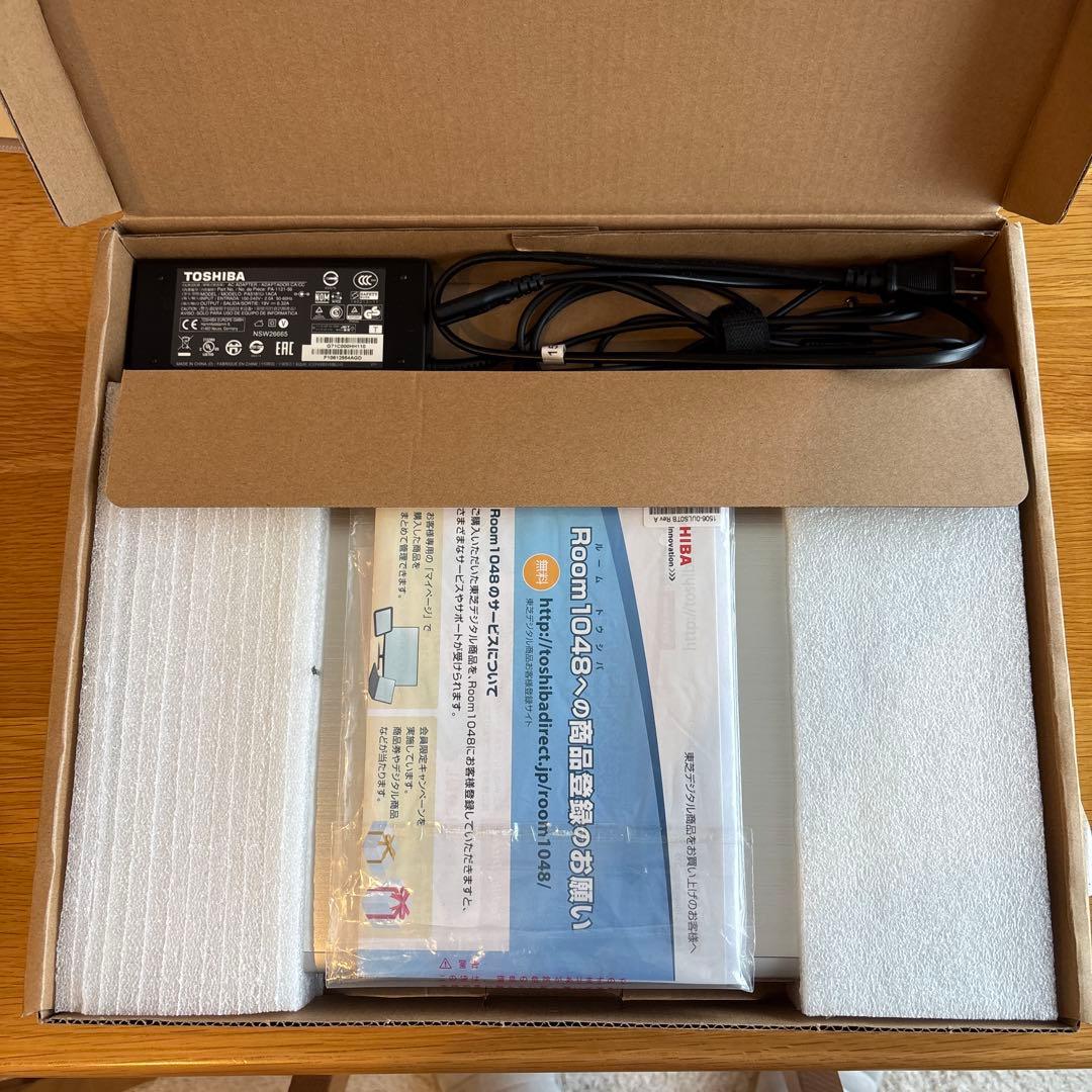 TOSHIBA dynabook TB85/NG Core i7 ノート初期化済