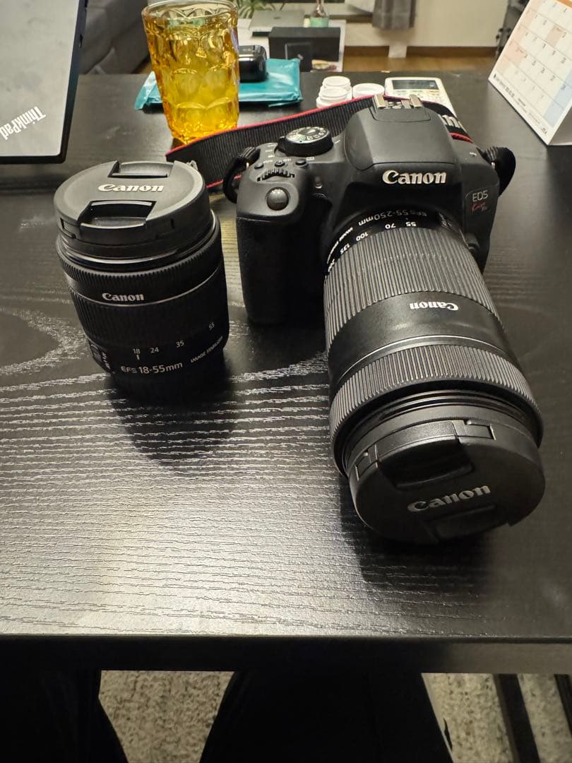 Canon EOS Kiss X7 デジタル一眼レフ + レンズ2本 キヤノン：カメラ本体とレンズ2本をホワイトに統一した“EOS Kiss X7