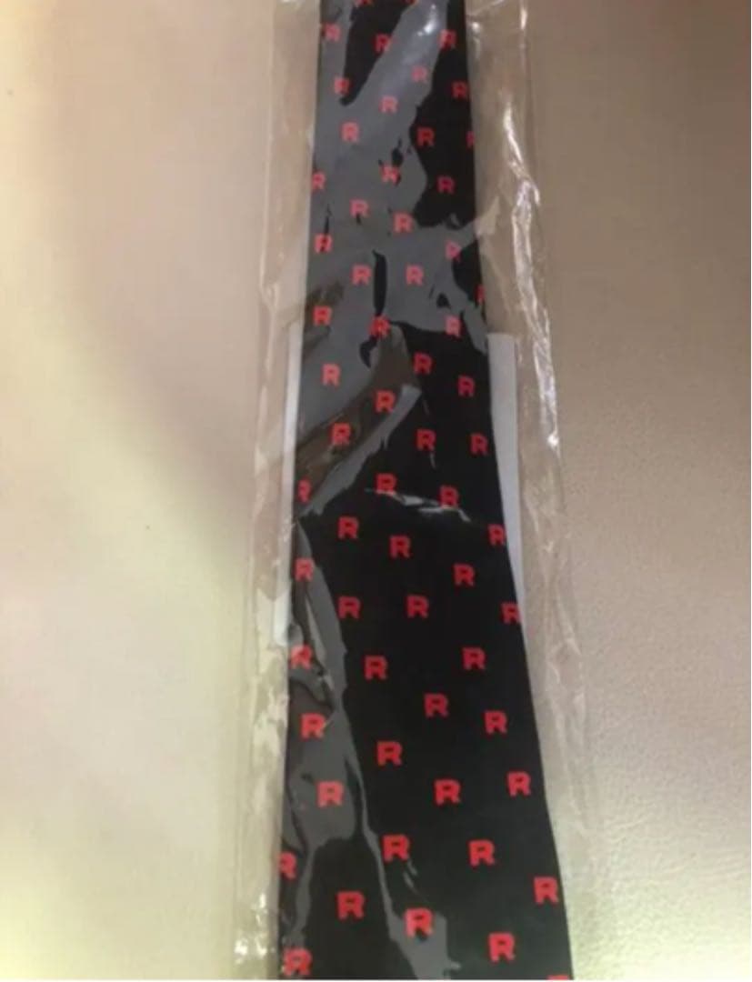 海外ポケモンセンター限定 ロケット団 ネクタイ - メルカリ